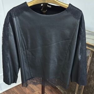 Search for Sanity Gray Boxy Blouse